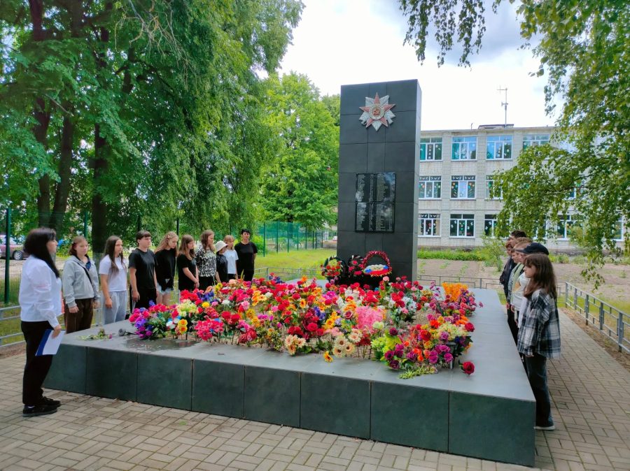 В Ржаницкой школе в День памяти и скорби прошел траурный митинг