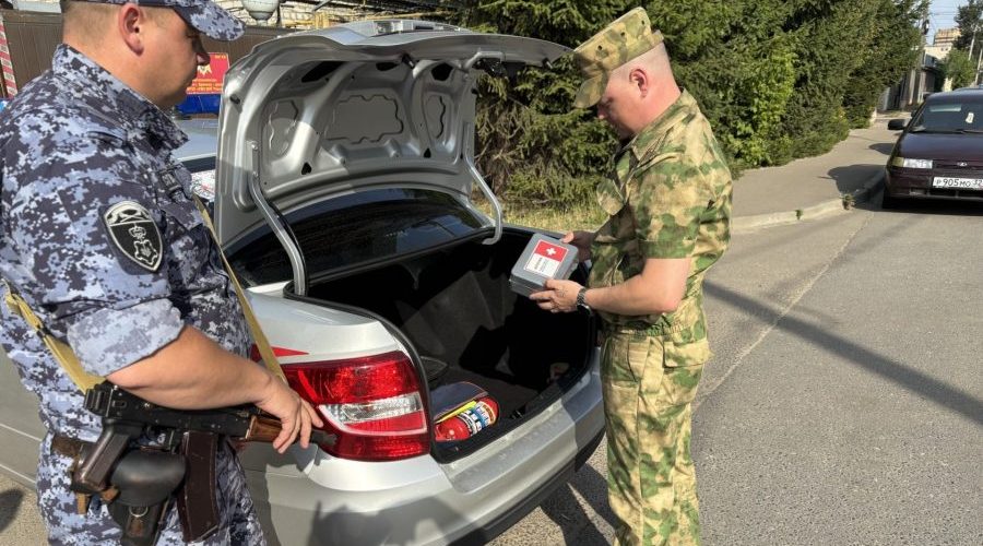 В Брянске росгвардейцы провели акцию «Трезвый водитель»