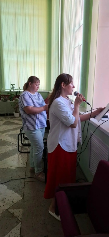 В Овстуге десантникам посвятили выпуск радиогазеты