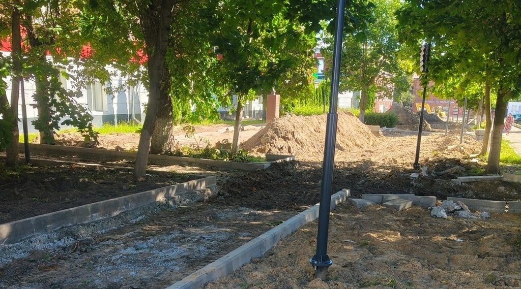 В Новозыбкове  ведутся работы по благоустройству