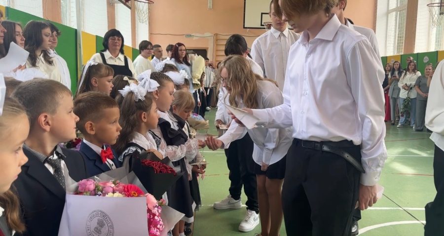 В Ржаницкой школе состоялась акция «Самолётик будущего»