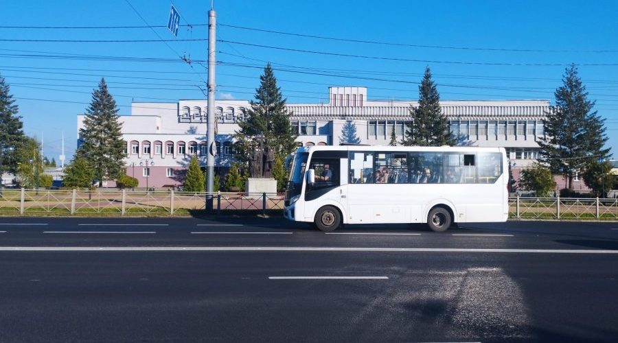 В Брянске обустраивают дорогу к туристическим объектам