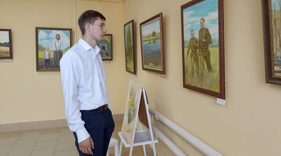 Выставка ко Дню освобождения Брянщины в галерее «Вдохновение»