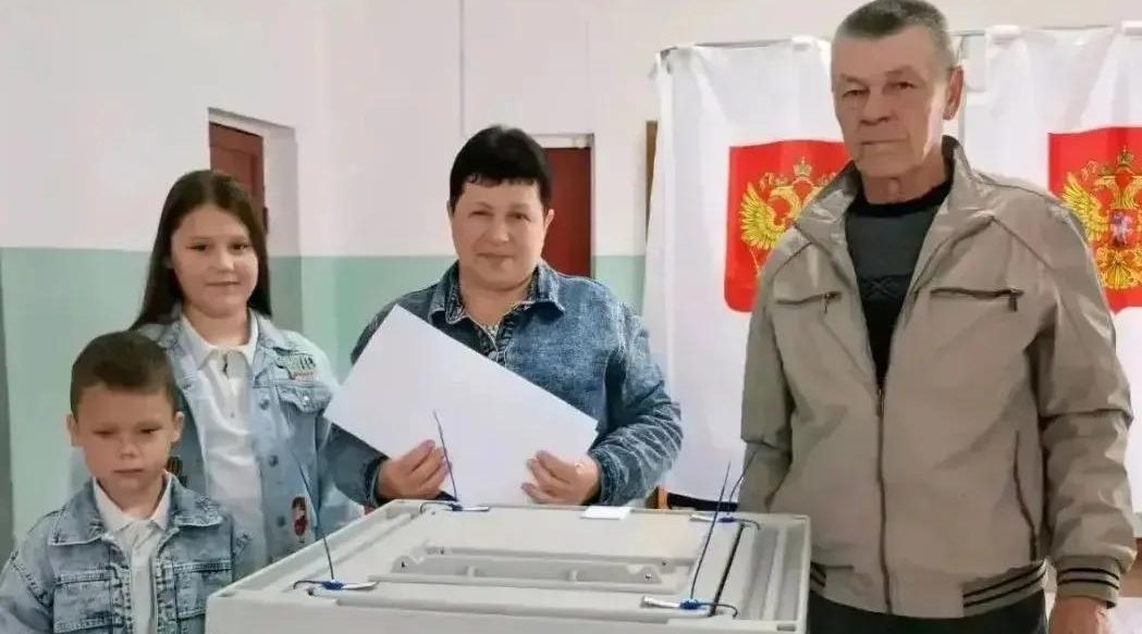 Егор Ковальчук благодарит жителей Брянщины