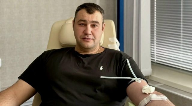 Брянскую станцию переливания крови посетил Почётный донор
