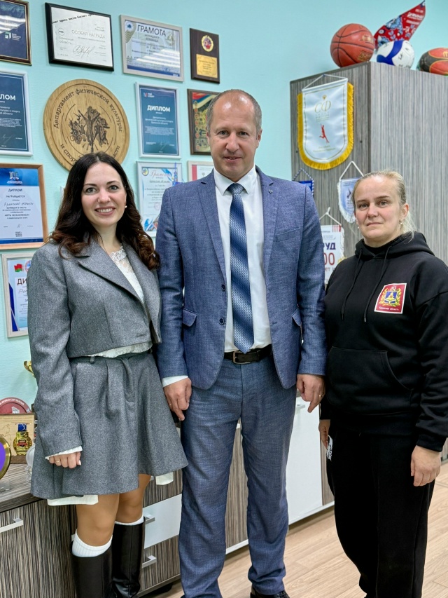 Подписаны соглашения с победителями программы «Земский тренер»