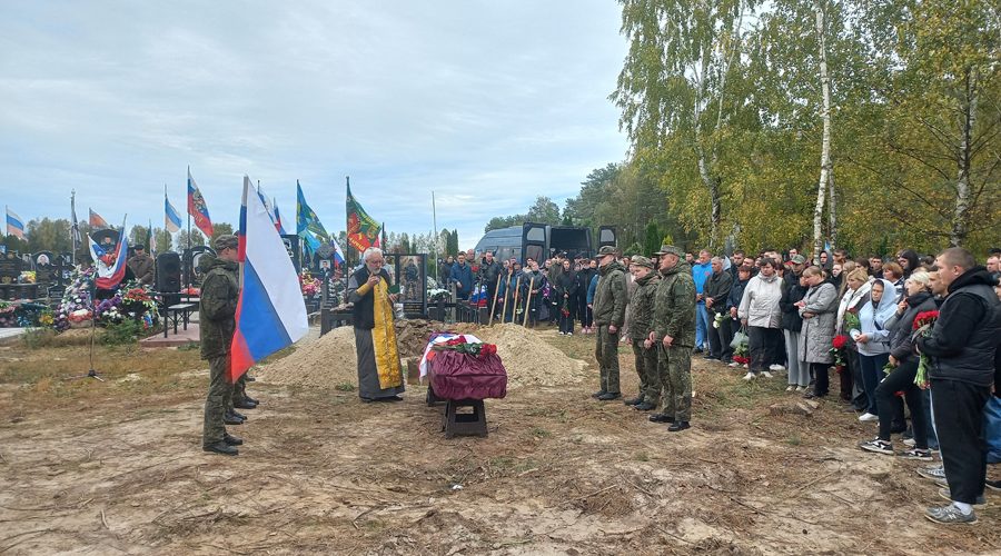 Жуковка простилась с героем-земляком