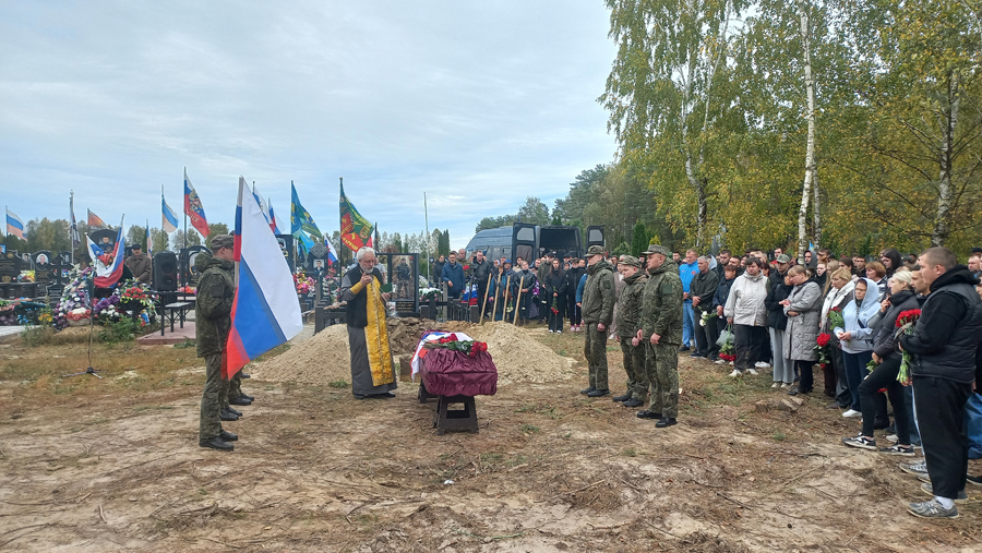 Жуковка простилась с героем-земляком