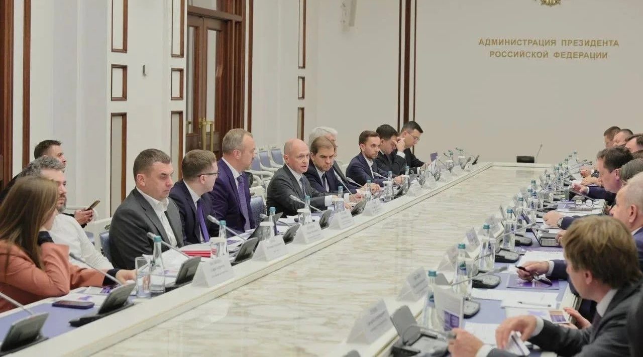 Брянцы могут подать заявку на муниципальную премию «Служение»