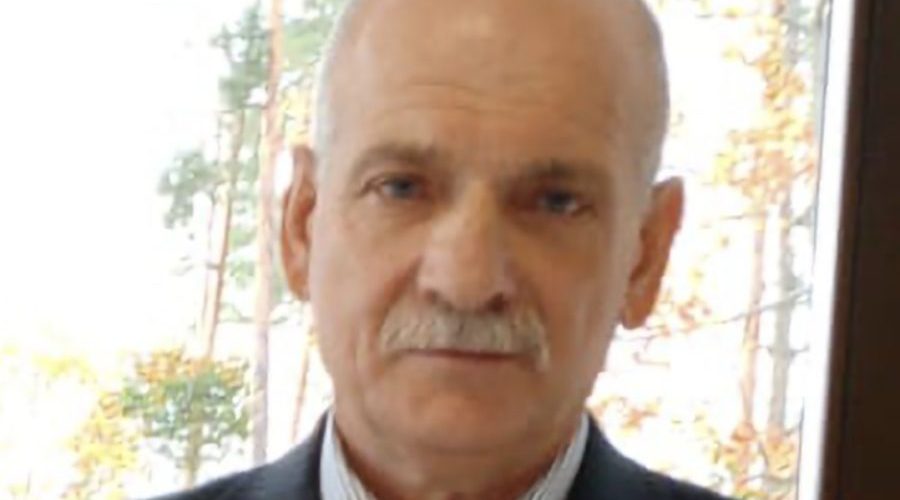 На кладбище хутора Поляковка простились с рядовым Николаем Бобровым, погибшим в зоне СВО