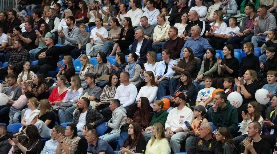 Первую победу одержала брянская баскетбольной команда в суперлиге